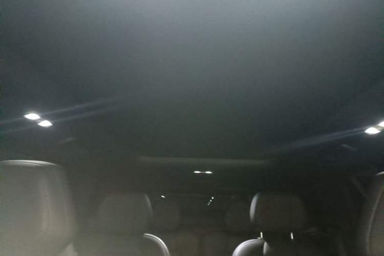 Used Lynk & Co 09 2021 2.0T Halo Six-Seater Headliner