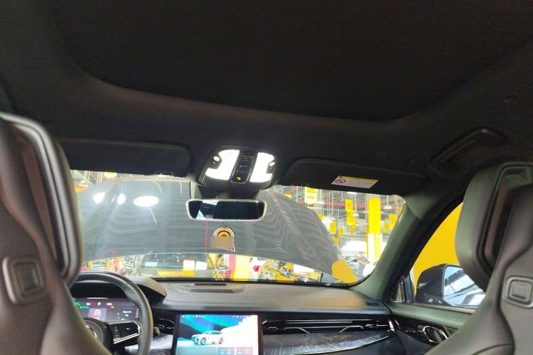 Used Lynk & Co 09 2021 2.0T Halo Six-Seater Headliner