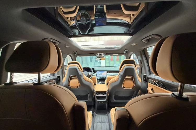 Used Lynk & Co 09 2021 2.0T Halo Six-Seater Headliner