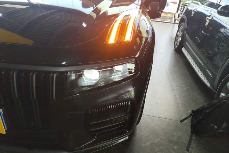 Used Lynk & Co 09 2021 2.0T Halo Six-Seater Left Front Headlight