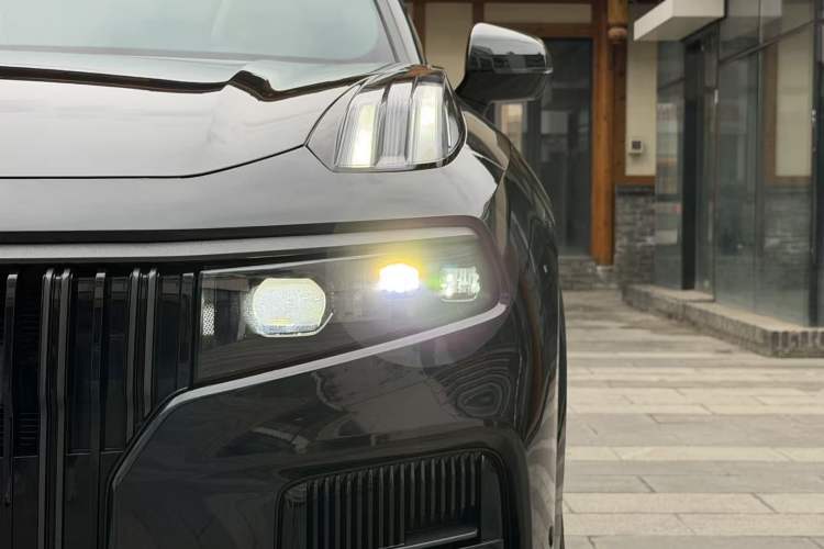 Used Lynk & Co 09 2021 2.0T Halo Six-Seater Left Front Headlight