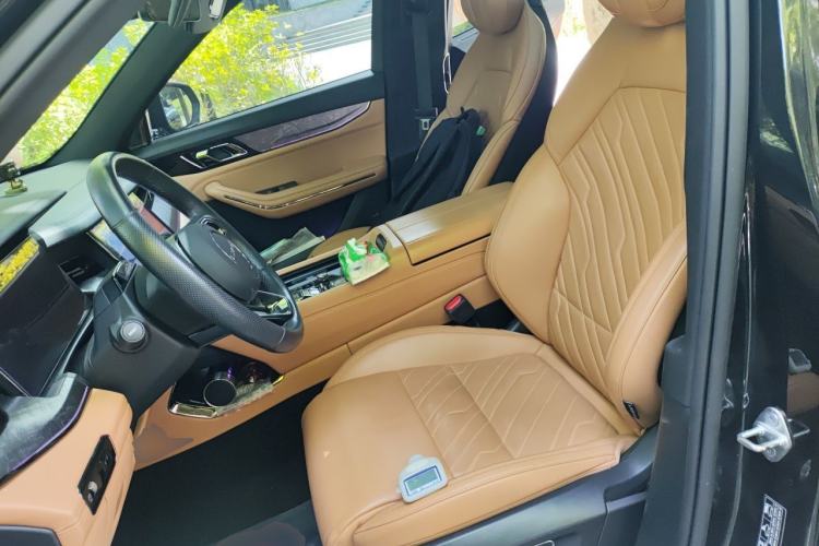 Used Lynk & Co 09 2021 2.0T Halo Six-Seater Left Front Seat