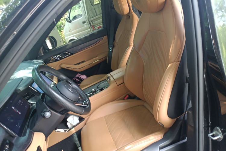 Used Lynk & Co 09 2021 2.0T Halo Seven-Seater Left Front Seat