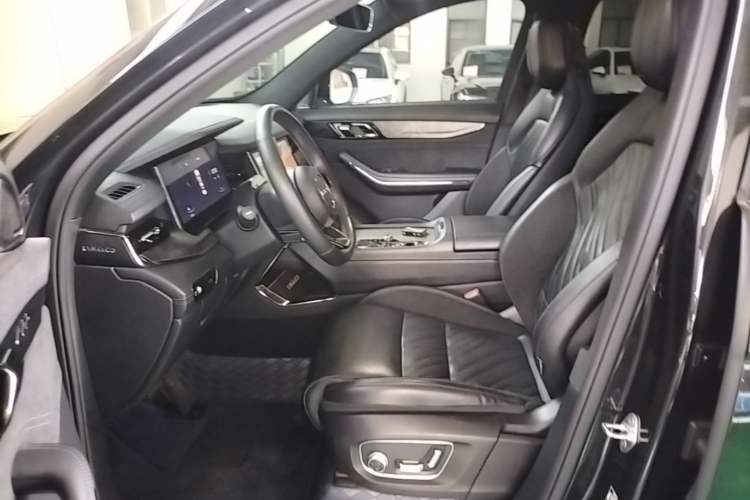 Used Lynk & Co 09 2021 2.0T Ultra Six-Seater Left Front Seat