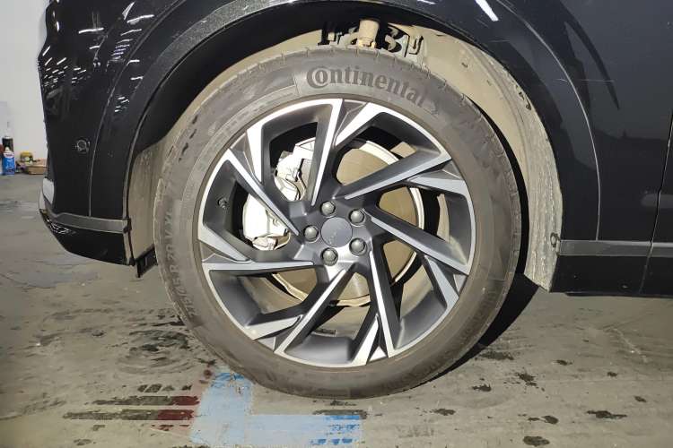 Used Lynk & Co 09 2021 2.0T Halo Six-Seater Left Front Wheel Hub