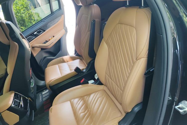 Used Lynk & Co 09 2021 2.0T Halo Six-Seater Left Rear Seat