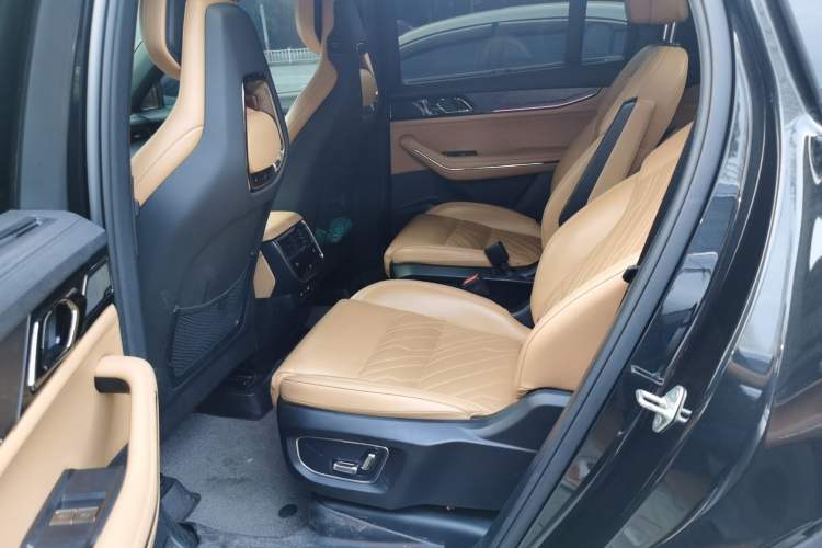 Used Lynk & Co 09 2021 2.0T Halo Six-Seater Left Rear Seat