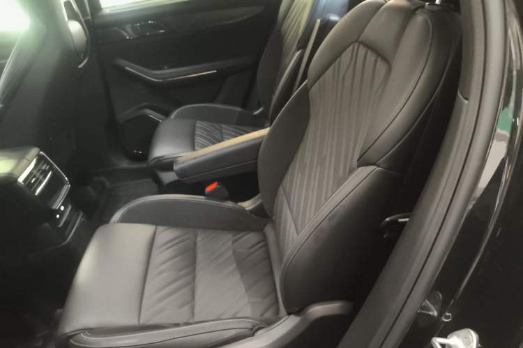Used Lynk & Co 09 2021 2.0T Halo Six-Seater Left Rear Seat