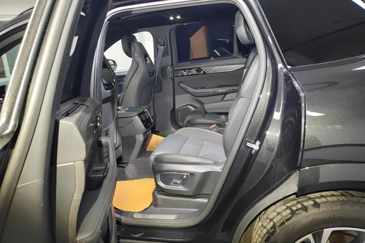 Used Lynk & Co 09 2021 2.0T Halo Six-Seater Left Rear Seat