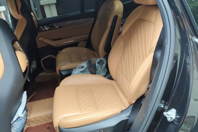 Used Lynk & Co 09 2021 2.0T Halo Six-Seater Left Rear Seat