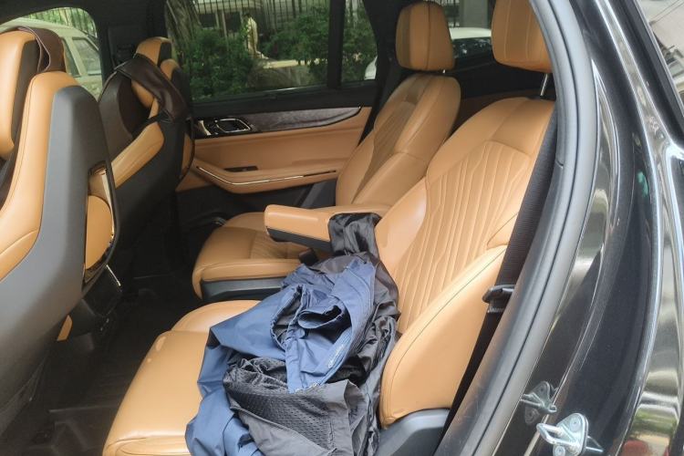 Used Lynk & Co 09 2021 2.0T Halo Six-Seater Left Rear Seat