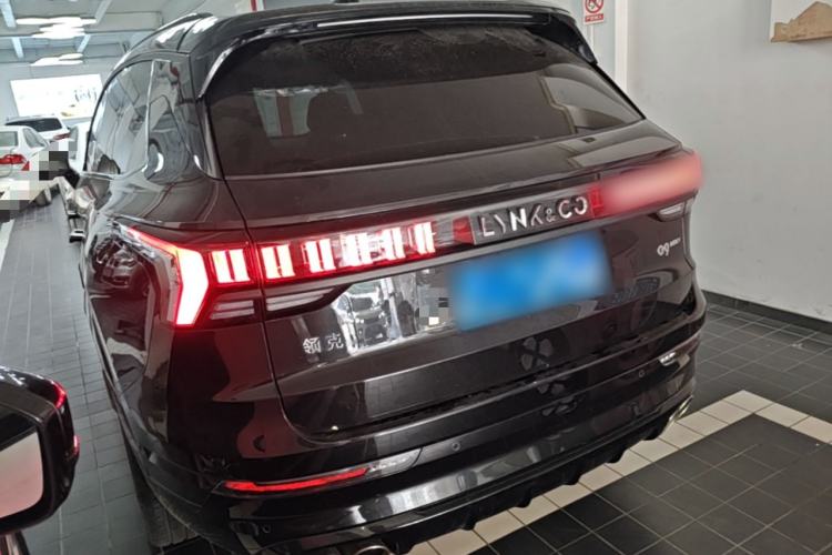 Used Lynk & Co 09 2021 2.0T Halo Six-Seater Rear Left 45 Deg