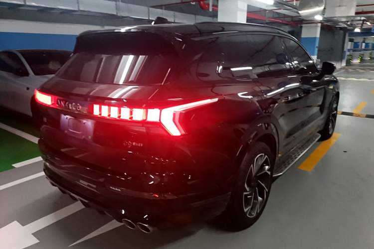 Used Lynk & Co 09 2021 2.0T Halo Six-Seater Rear Right 45 Deg