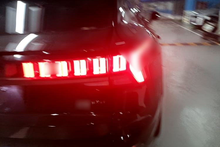 Used Lynk & Co 09 2021 2.0T Halo Six-Seater Right Rear Taillight