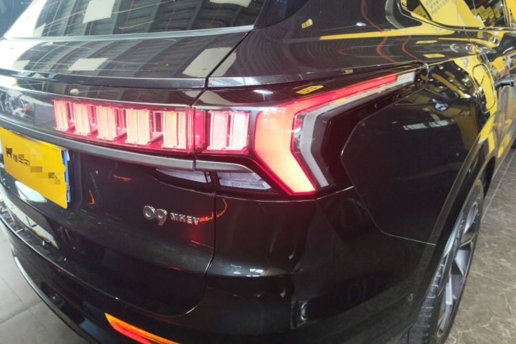 Used Lynk & Co 09 2021 2.0T Halo Six-Seater Right Rear Taillight