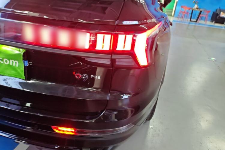 Used Lynk & Co 09 2021 2.0T Halo Six-Seater Right Rear Taillight