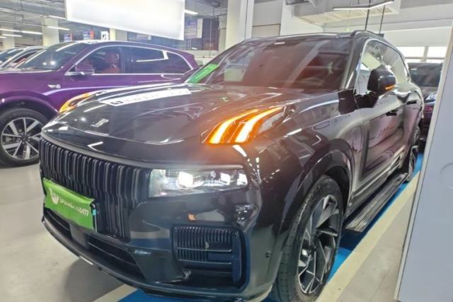 Used Lynk & Co 09 2021 2.0T Halo Six-Seater