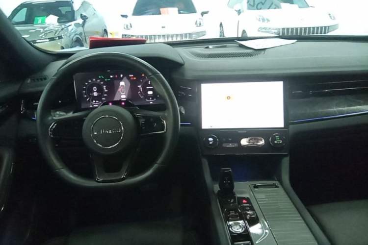 Used Lynk & Co 09 2021 2.0T Halo Seven-Seater Steering Wheel