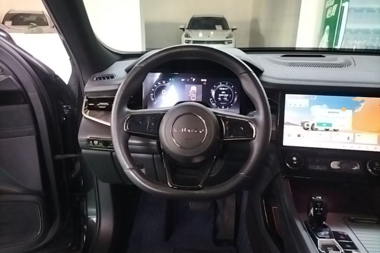 Used Lynk & Co 09 2021 2.0T Ultra Six-Seater Steering Wheel