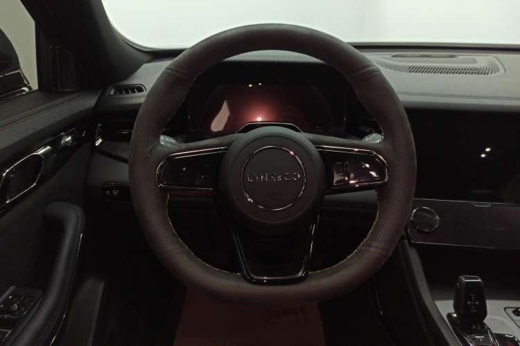 Used Lynk & Co 09 2021 2.0T Halo Seven-Seater Steering Wheel