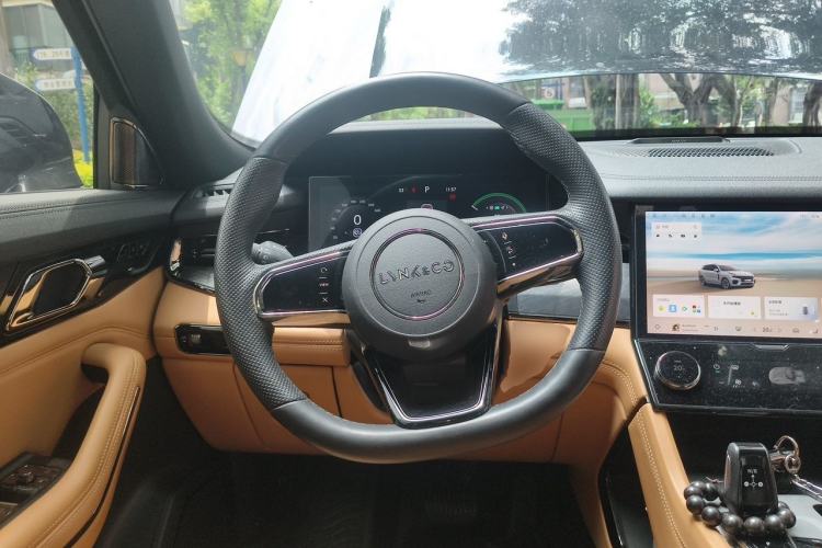 Used Lynk & Co 09 2021 2.0T Halo Six-Seater Steering Wheel