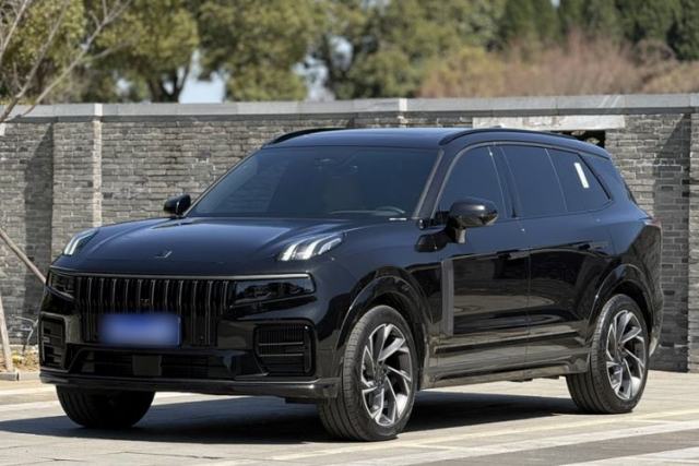 Used Lynk & Co 09 2021 2.0T Halo Six-Seater