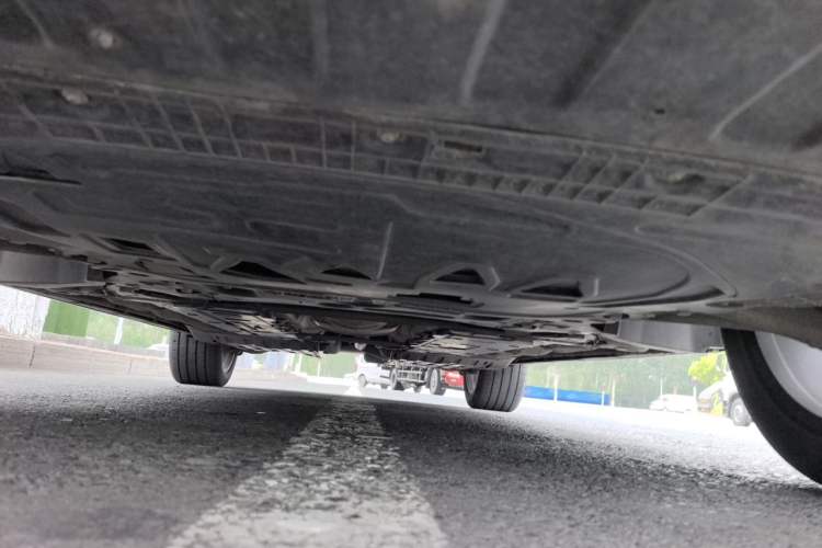Used Lynk & Co 09 2021 2.0T Halo Seven-Seater Chassis Front