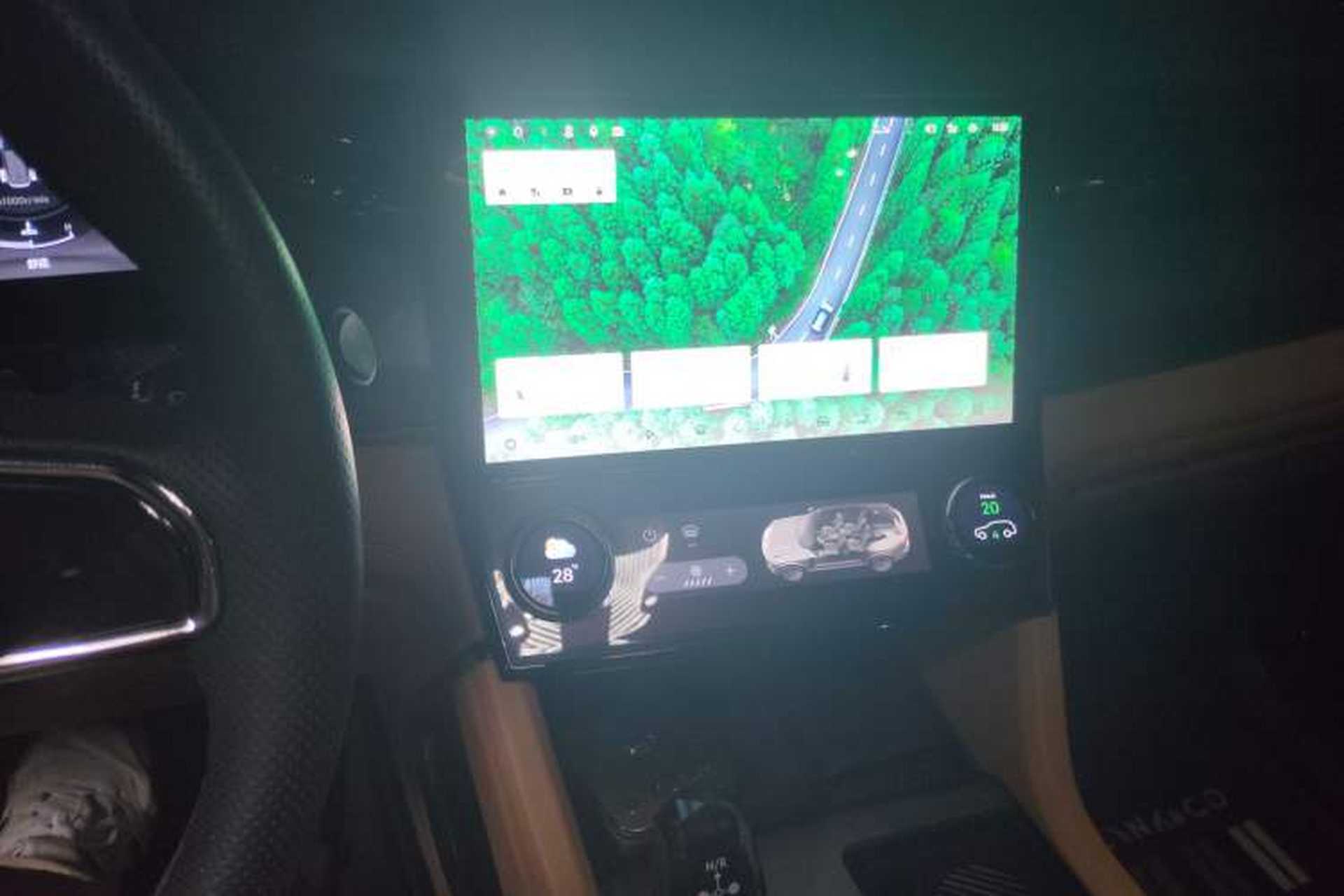 Used Lynk & Co 09 2021 2.0T Halo Six-Seater Audio And AC Panel
