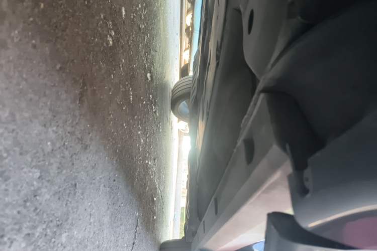 Used Lynk & Co 09 2021 2.0T Halo Six-Seater Chassis Front Left