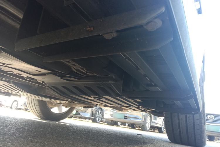 Used Lynk & Co 09 2021 2.0T Halo Six-Seater Chassis Rear Left