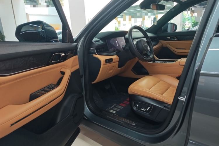 Used Lynk & Co 09 2021 2.0T Halo Six-Seater Driver Seat
