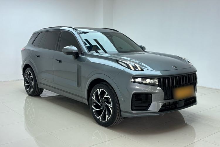 Used Lynk & Co 09 2021 2.0T Halo Six-Seater Exterior 2