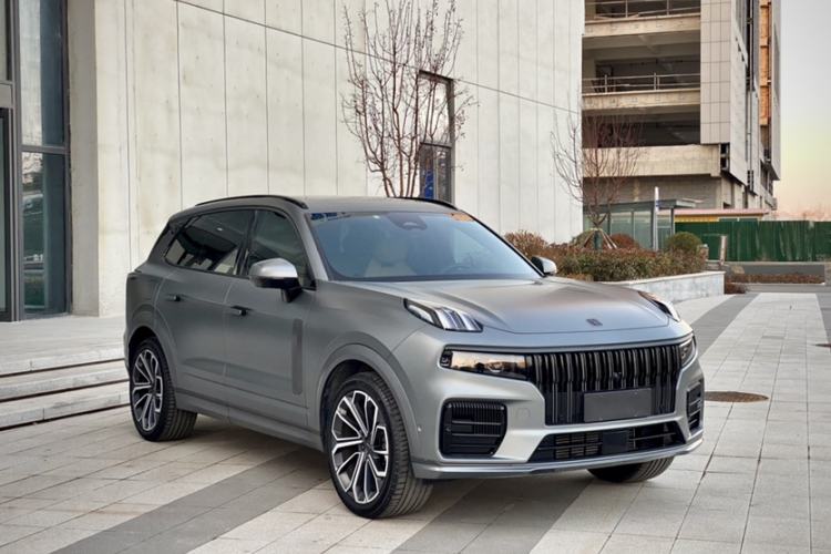 Used Lynk & Co 09 2021 2.0T Halo Six-Seater Exterior 4