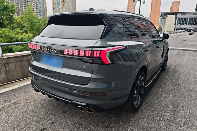 Used Lynk & Co 09 2021 2.0T Halo Six-Seater Exterior 5