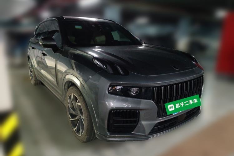 Used Lynk & Co 09 2021 2.0T Halo Seven-Seater Front Right 45 Deg