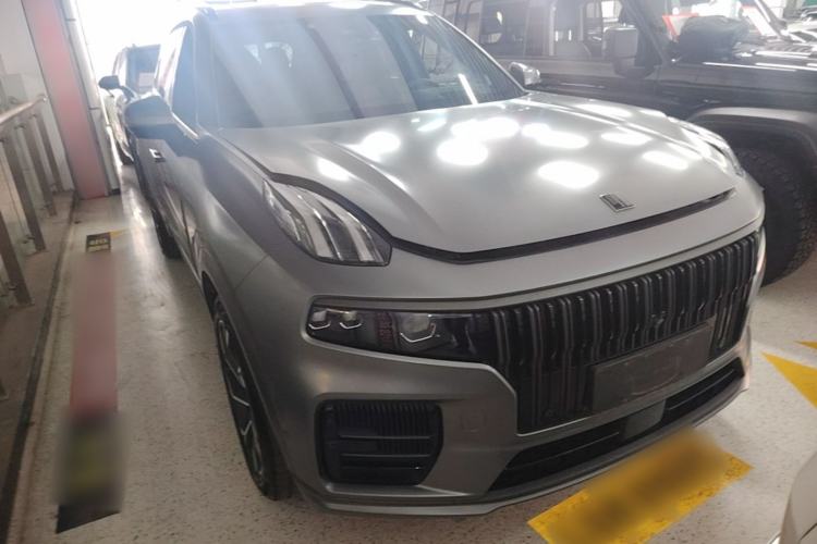 Used Lynk & Co 09 2021 2.0T Halo Six-Seater Front Right 45 Deg