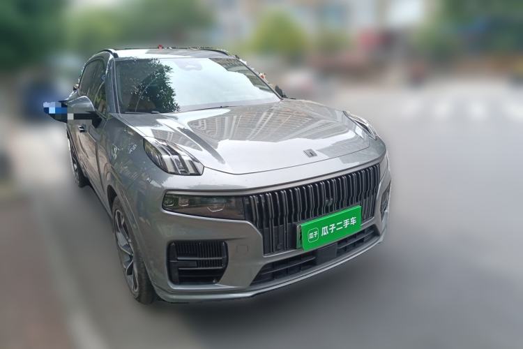 Used Lynk & Co 09 2021 2.0T Halo Six-Seater Front Right 45 Deg