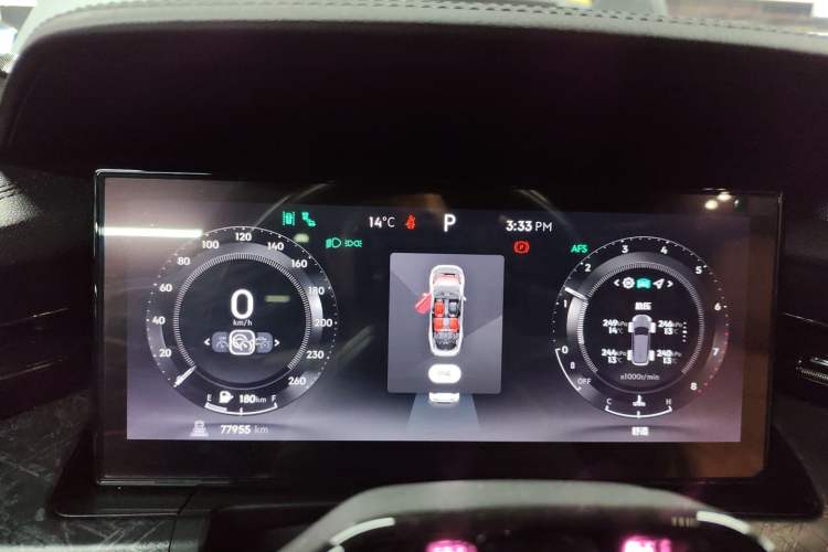 Used Lynk & Co 09 2021 2.0T Halo Six-Seater Instrument Cluster