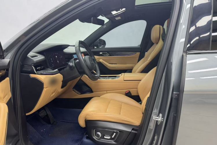 Used Lynk & Co 09 2021 2.0T Ultra Six-Seater Interior 2