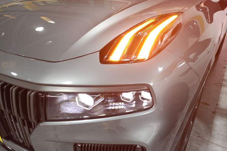 Used Lynk & Co 09 2021 2.0T Halo Six-Seater Left Front Headlight