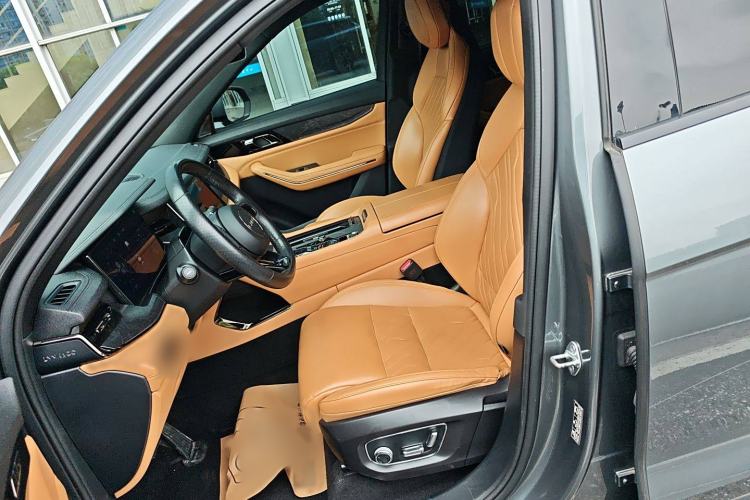 Used Lynk & Co 09 2021 2.0T Halo Six-Seater Left Front Seat