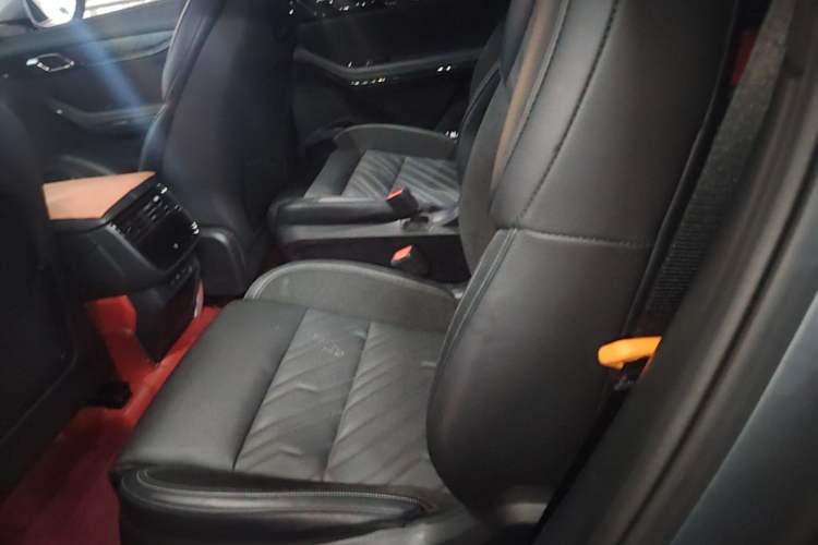 Used Lynk & Co 09 2021 2.0T Halo Six-Seater Left Rear Seat