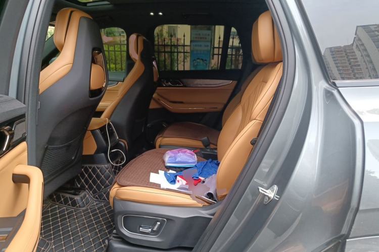 Used Lynk & Co 09 2021 2.0T Halo Six-Seater Left Rear Seat
