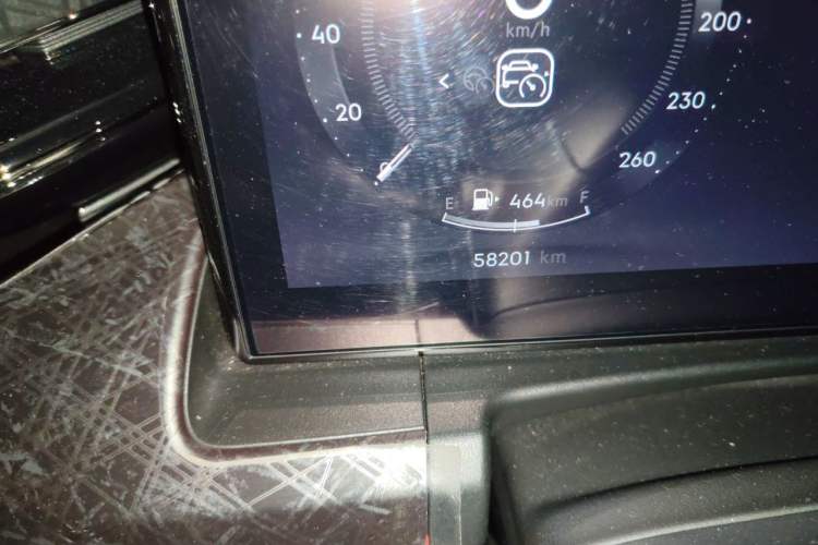 Used Lynk & Co 09 2021 2.0T Halo Seven-Seater Odometer Close Up