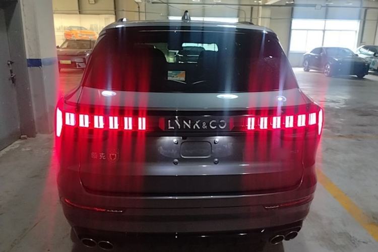 Used Lynk & Co 09 2021 2.0T Halo Six-Seater Rear