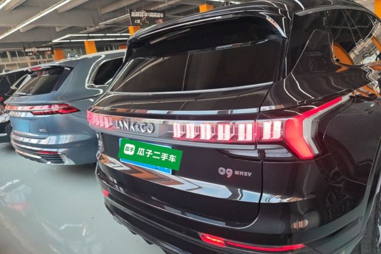 Used Lynk & Co 09 2021 2.0T Halo Six-Seater Rear