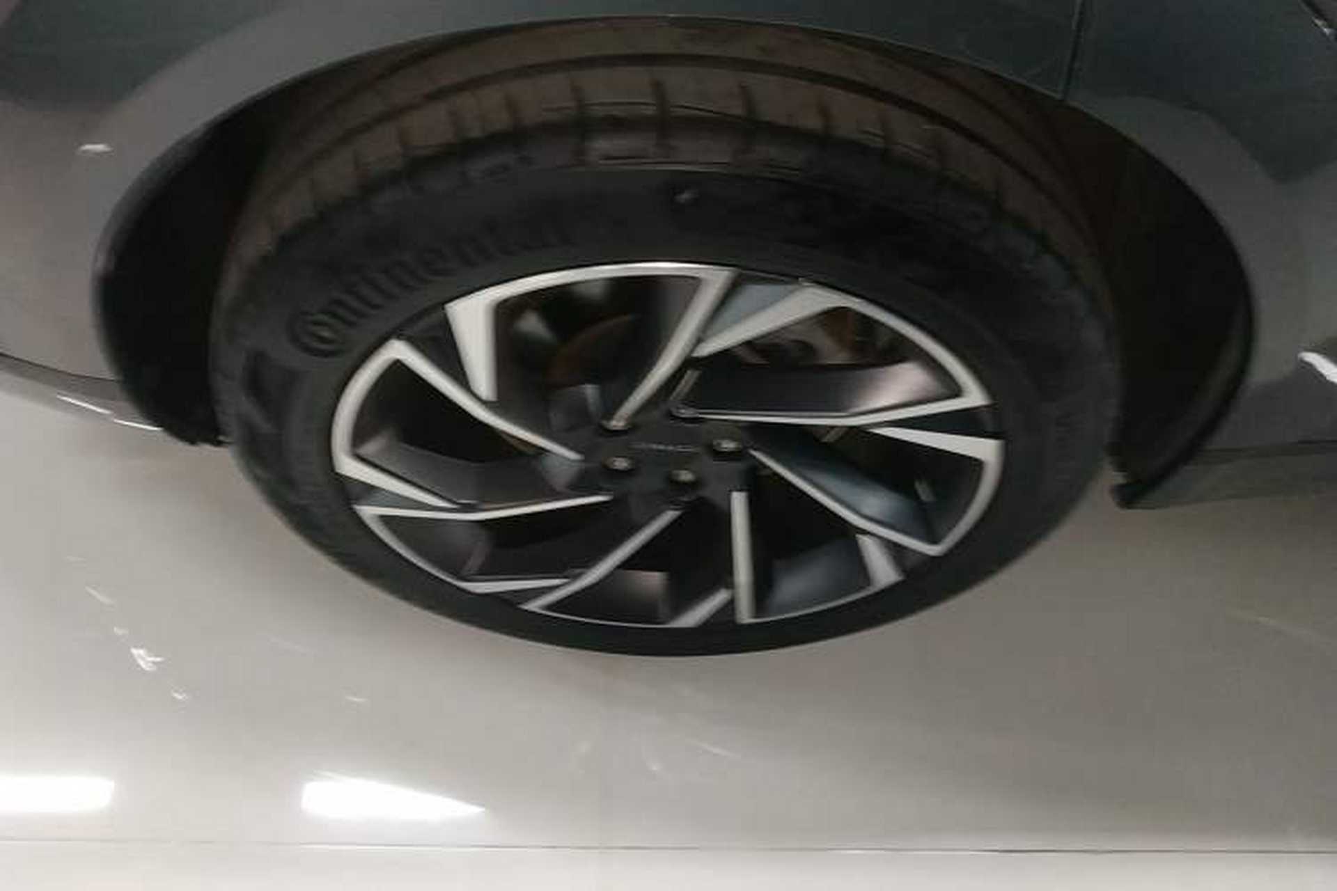 Used Lynk & Co 09 2021 2.0T Halo Seven-Seater Right Rear Wheel Hub