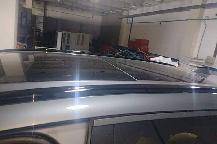 Used Lynk & Co 09 2021 2.0T Halo Six-Seater Roof