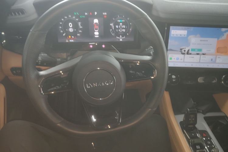 Used Lynk & Co 09 2021 2.0T Halo Six-Seater Steering Wheel
