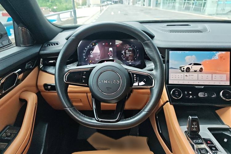 Used Lynk & Co 09 2021 2.0T Halo Six-Seater Steering Wheel